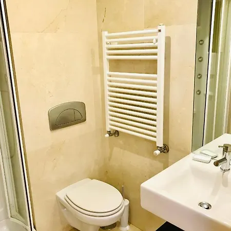 Sea, Surf And Sun 阿祖拉拉