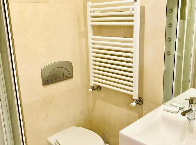 Sea, Surf And Sun Azurara