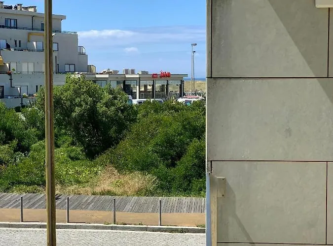 Sea, Surf And Sun * Azurara