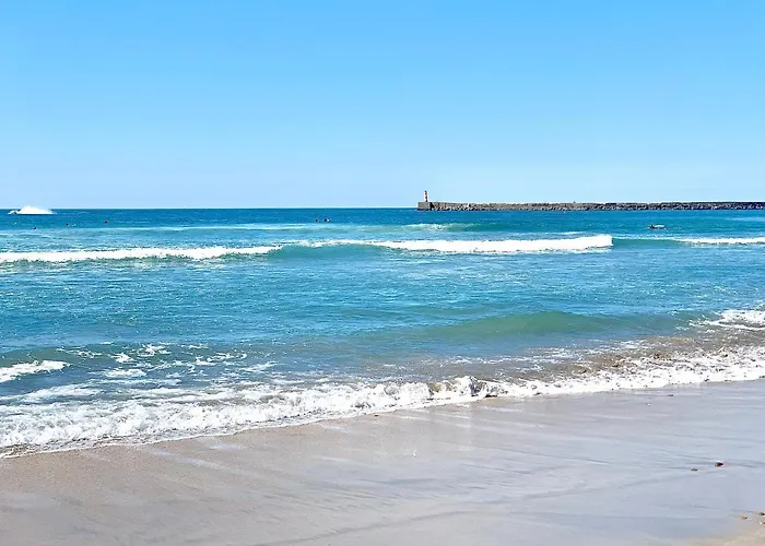 דירה Sea, Surf And Sun *